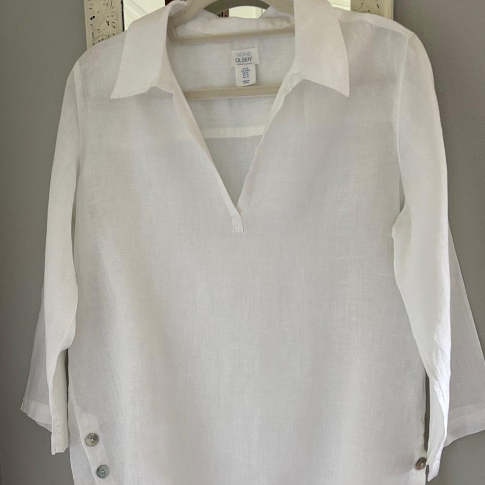 Sigrid Olsen 100% linen top white   Med.  $ 24